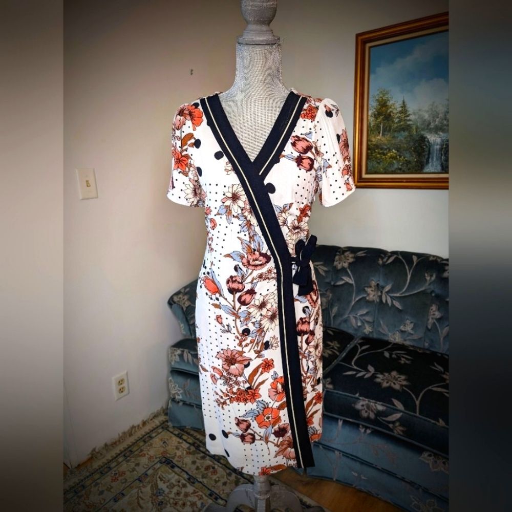 Brand New Anthropologie Dress size 6 nwt beautiful ❤️
